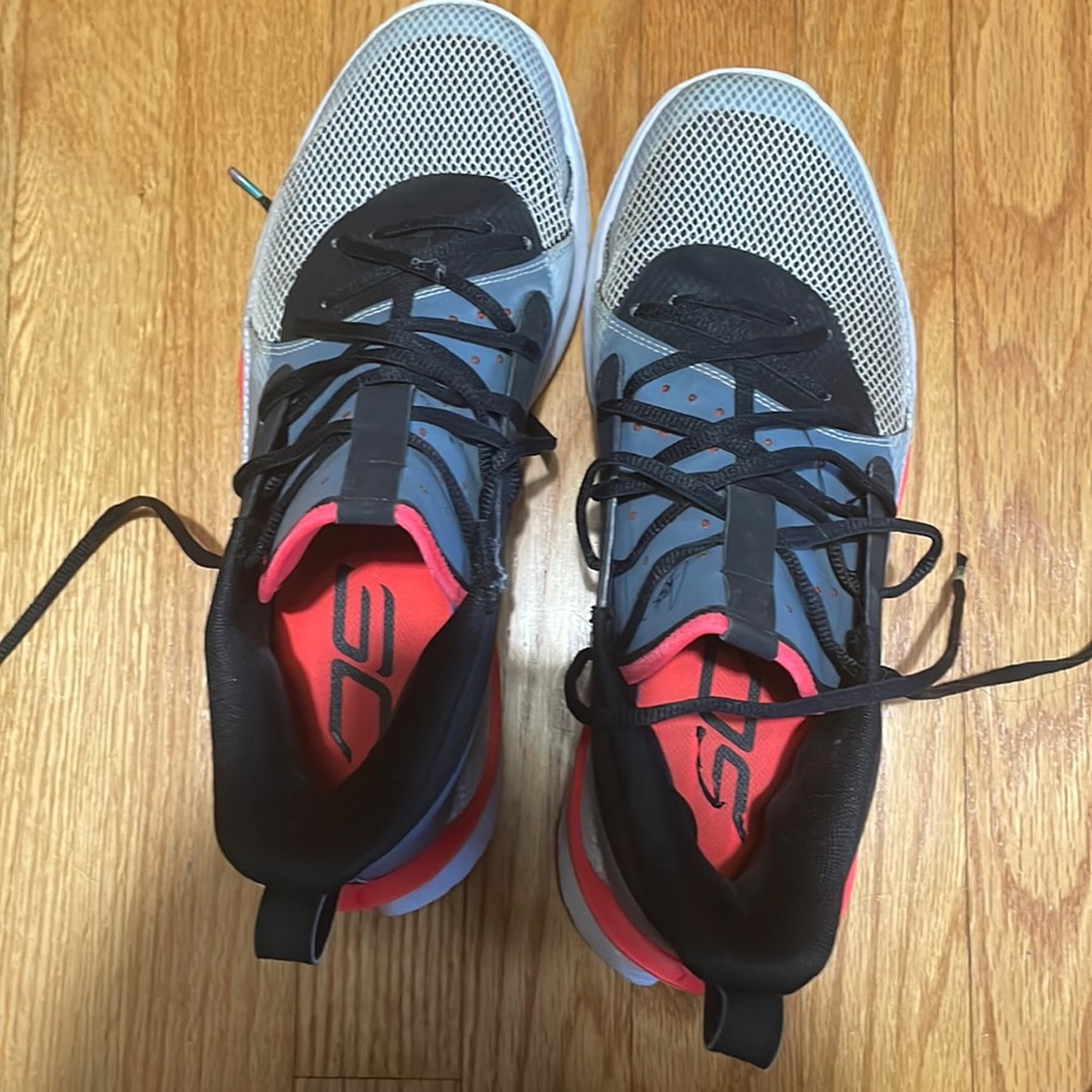 Curry Basketball Shoes